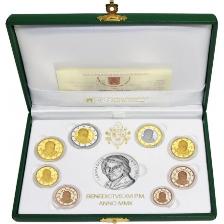 . @RARO@ VATICANO ESTUCHE EUROS PROOF 2010 KMS PAPA BENEDICTO XVI 1+2+5+10+20+50 Céntimos 1€ + 2 EUROS 2010 + MEDALLA DE PLATA