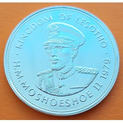 @ESCASA@ LESOTHO 15 MALOTI 1979 Rey MOSHOESHOE I y MONUMENTO KM.23 MONEDA DE PLATA SC Africa